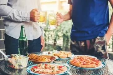 Effects of Alcohol and Excess Eating on the Body: Health Risks You Should Know